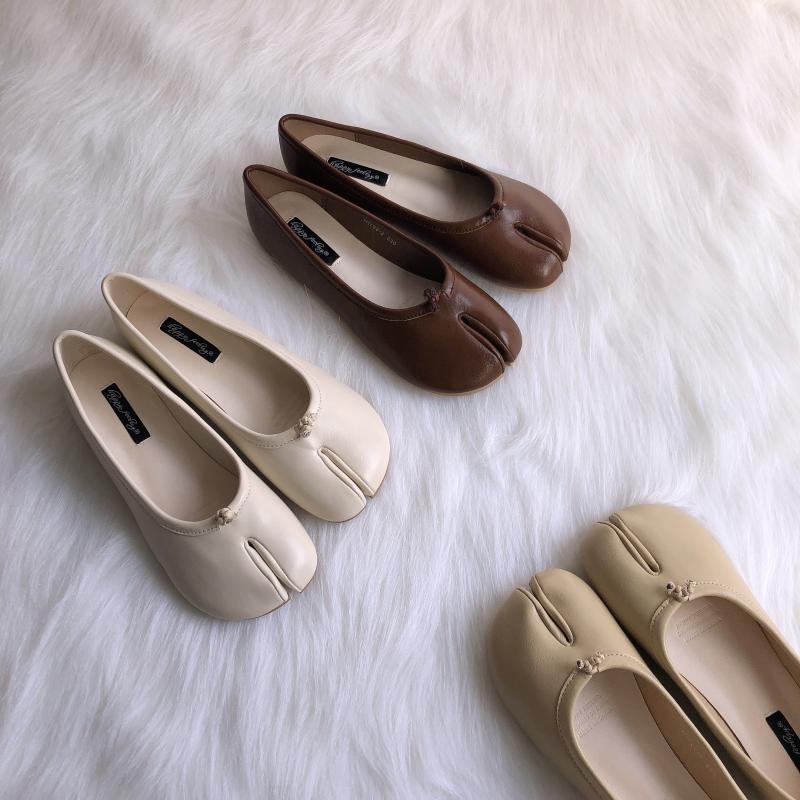 Platte ballerina's tabi loafers