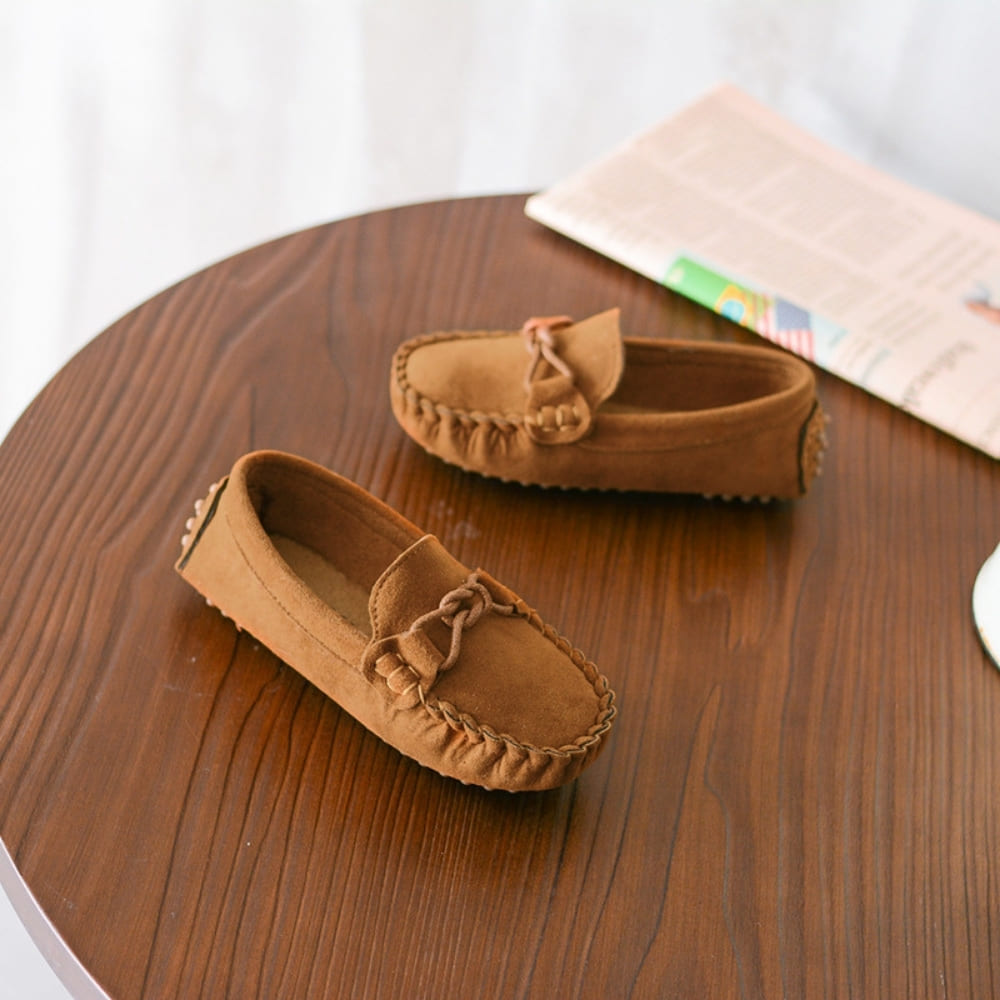 Zachte suède loafers voor jongens