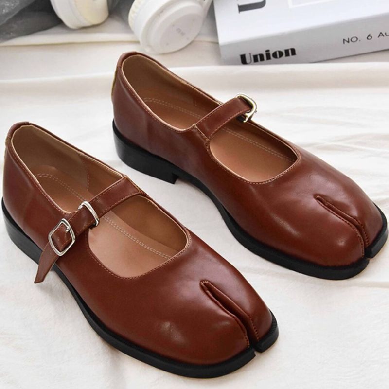 Mary Jane Ballerina's in Tabi-stijl
