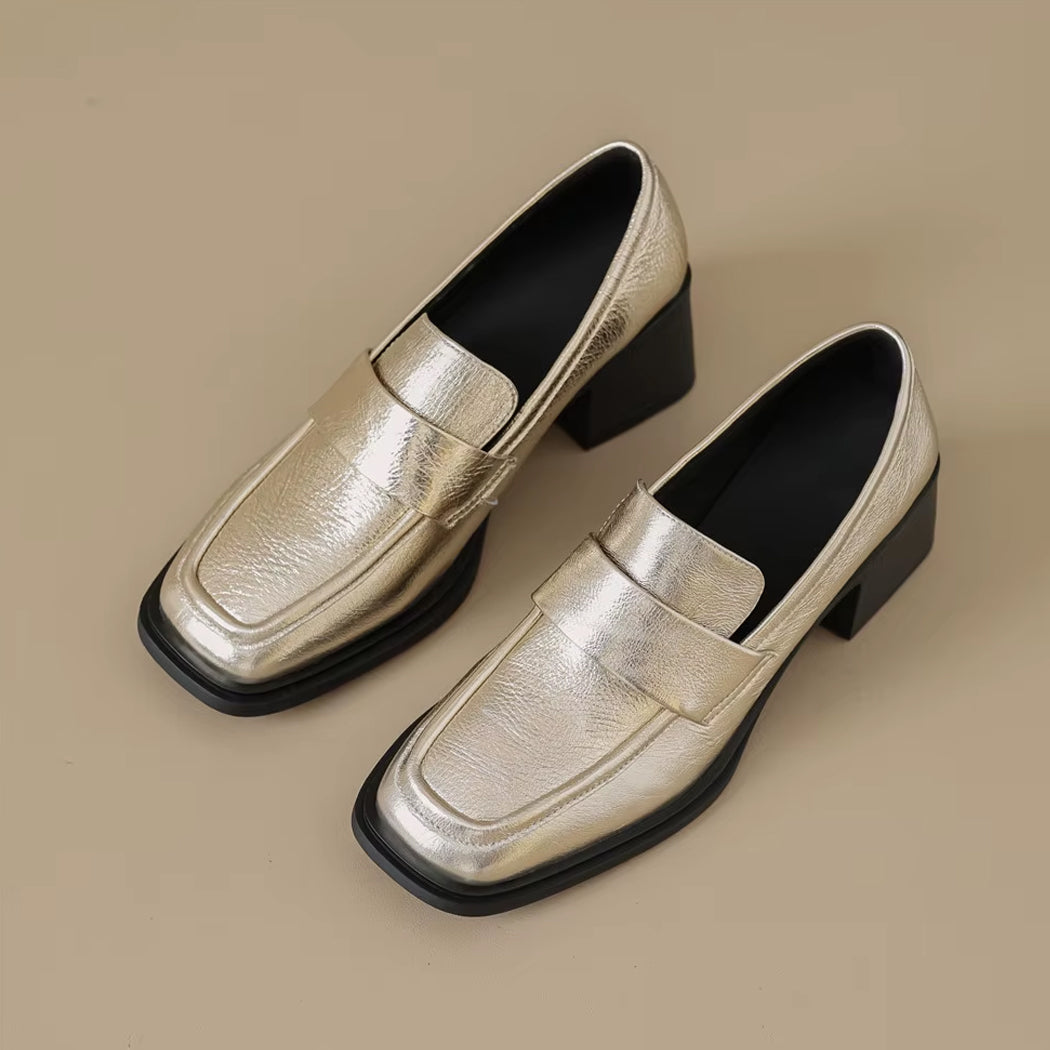 Gouden loafer met hak voor dames
