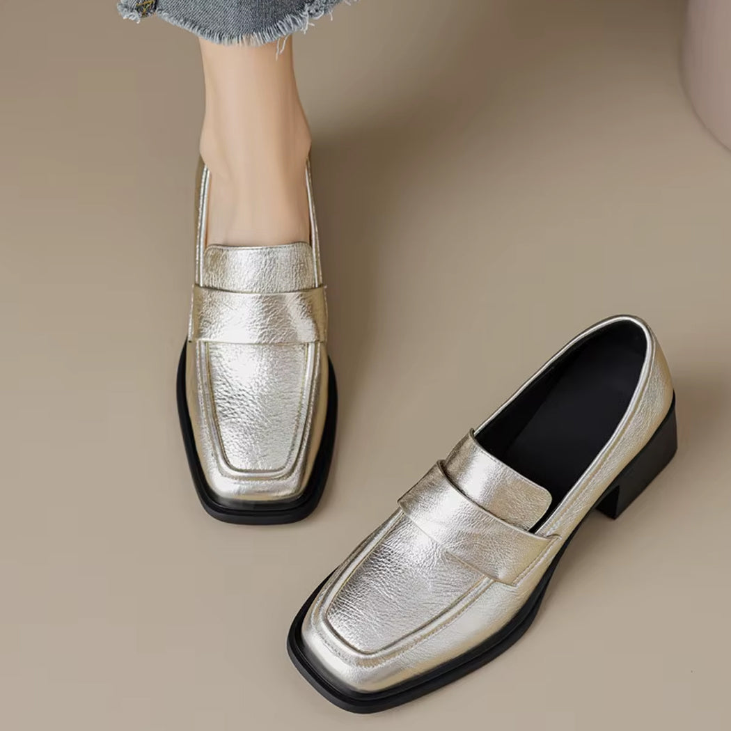 Gouden loafer met hak voor dames
