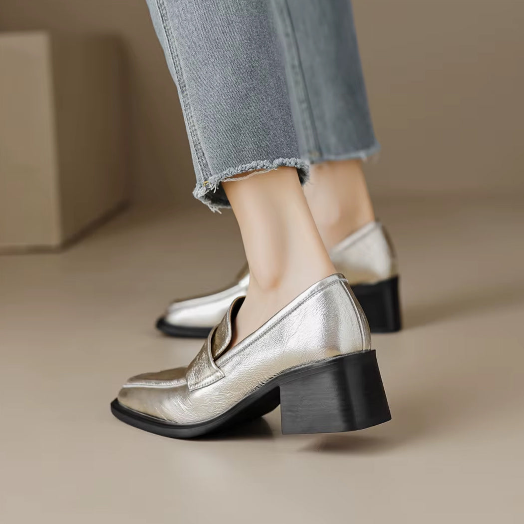 Gouden loafer met hak voor dames