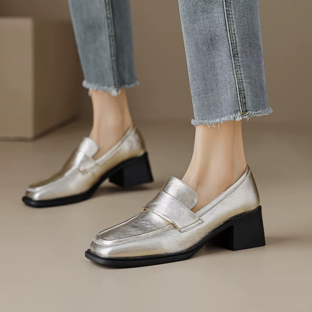 Gouden loafer met hak voor dames