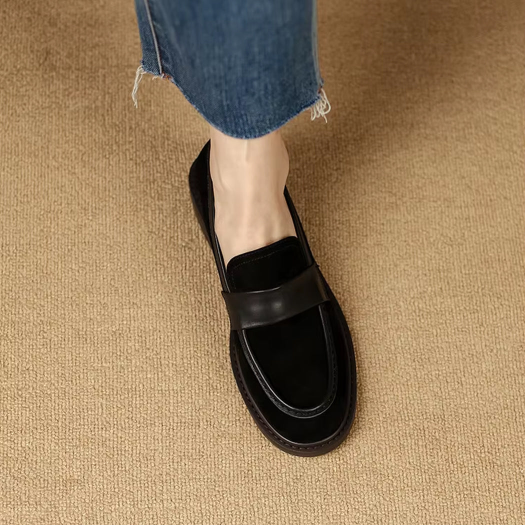 Klassieke suède loafer voor dames
