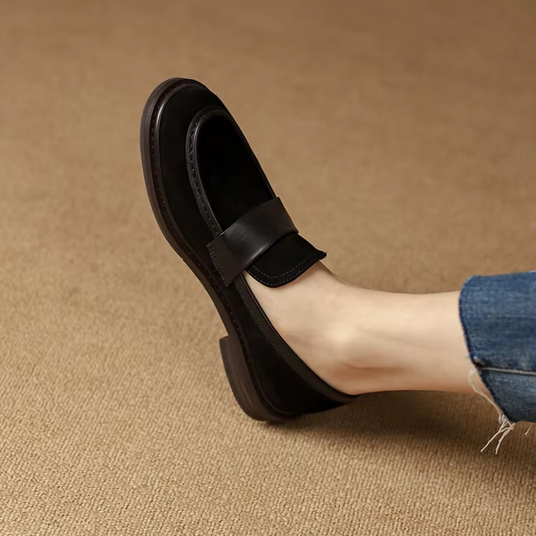 Klassieke suède loafer voor dames