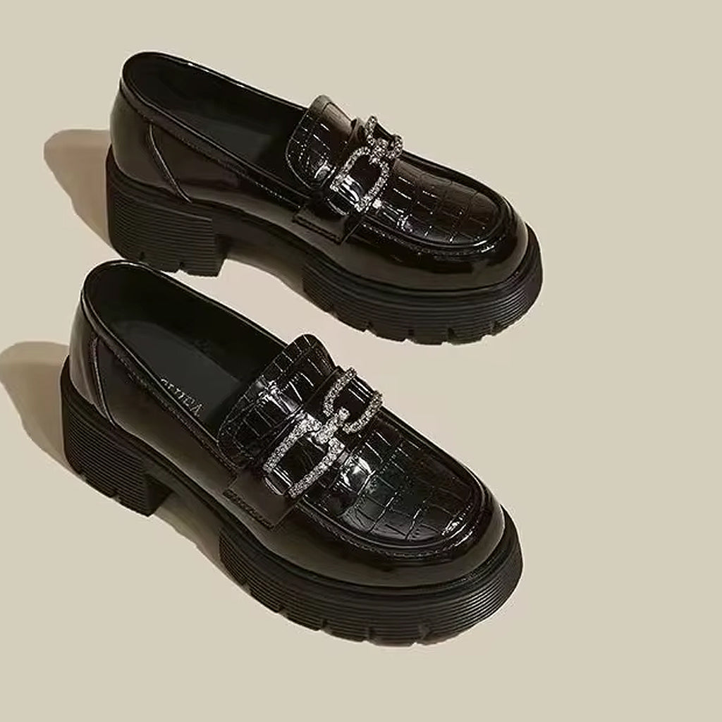 Loafer met plateau in croco-effect en strass ketting