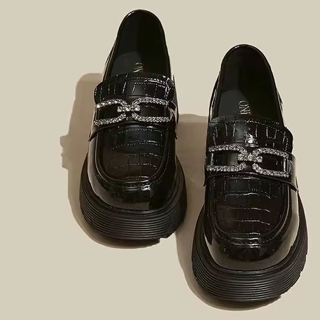 Loafer met plateau in croco-effect en strass ketting