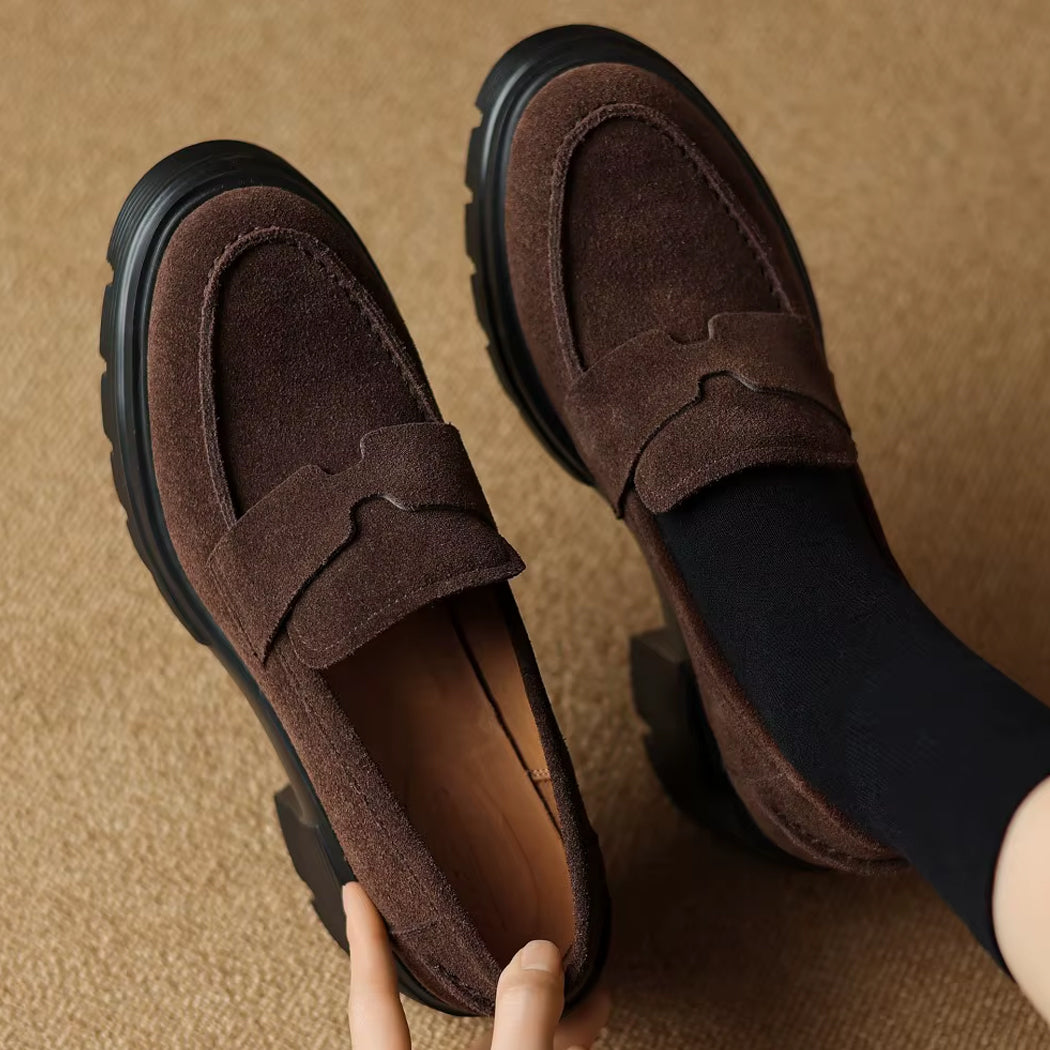 Suède loafers met plateauzool