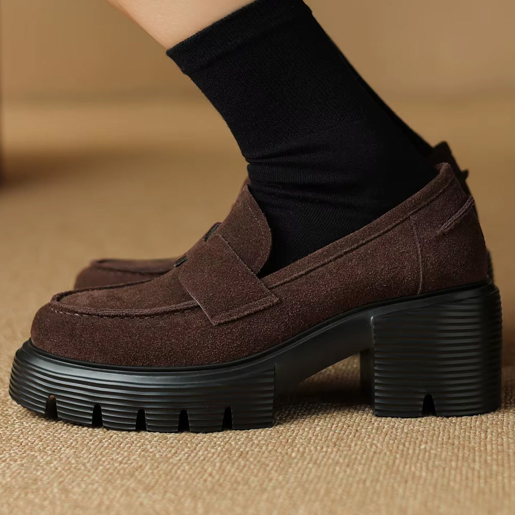 Suède loafers met plateauzool