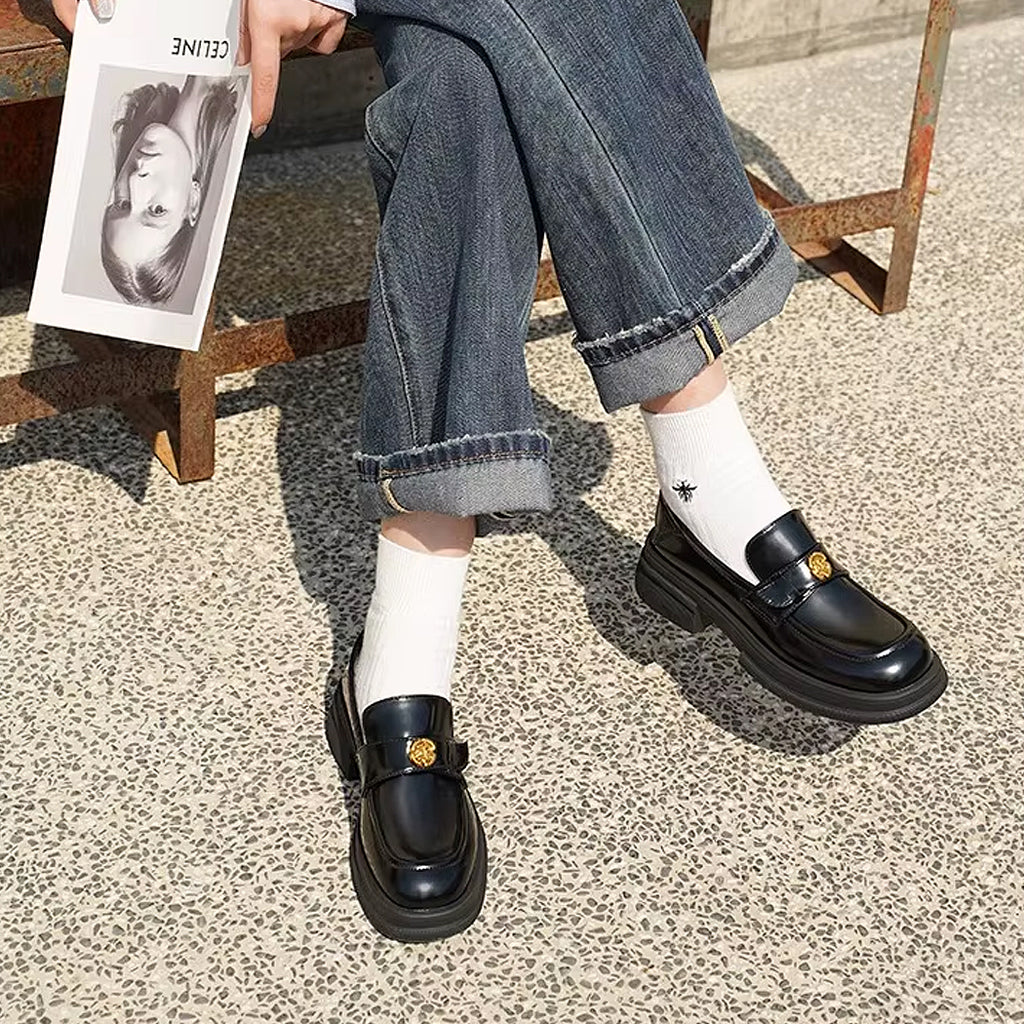 Platform loafer met bloemdetails