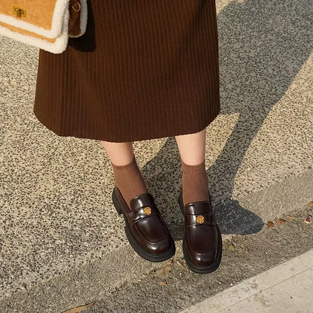 Platform loafer met bloemdetails