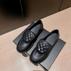 Dames loafers met gewatteerd bovenstuk en blokhak, Zwart