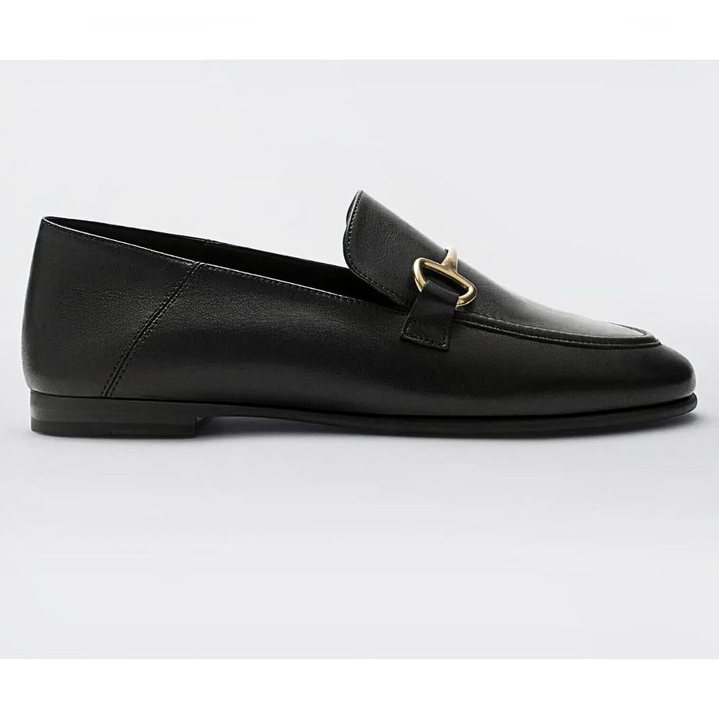 Dunne en lichte loafers in echt leer
