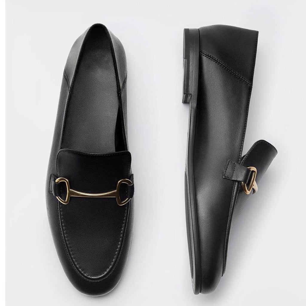 Dunne en lichte loafers in echt leer