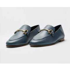 Dunne loafers met gouden metalen gesp in echt leer, Blauw