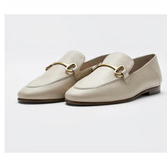Dunne en lichte loafers in echt leer, Beige