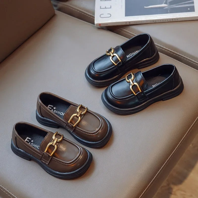 Donkere loafers voor meisjes met gesp