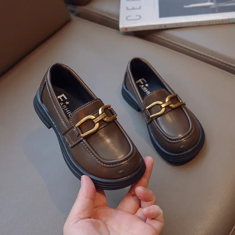 Donkere loafers voor meisjes met gesp