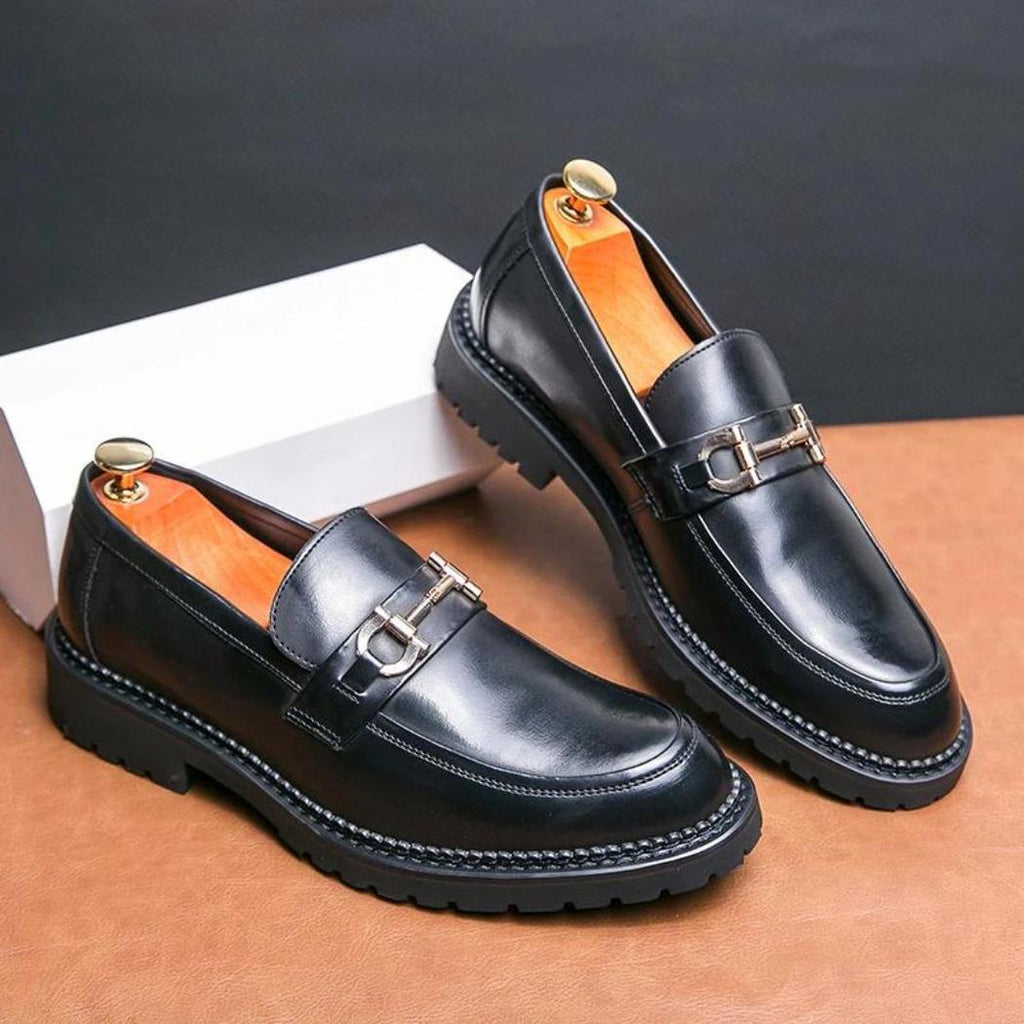 Zwarte loafers met metalen gesp van synthetisch leer voor heren