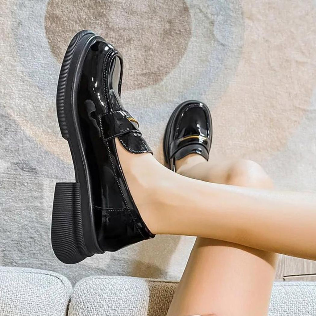 Zwarte gelakte loafers van synthetisch leer voor dames