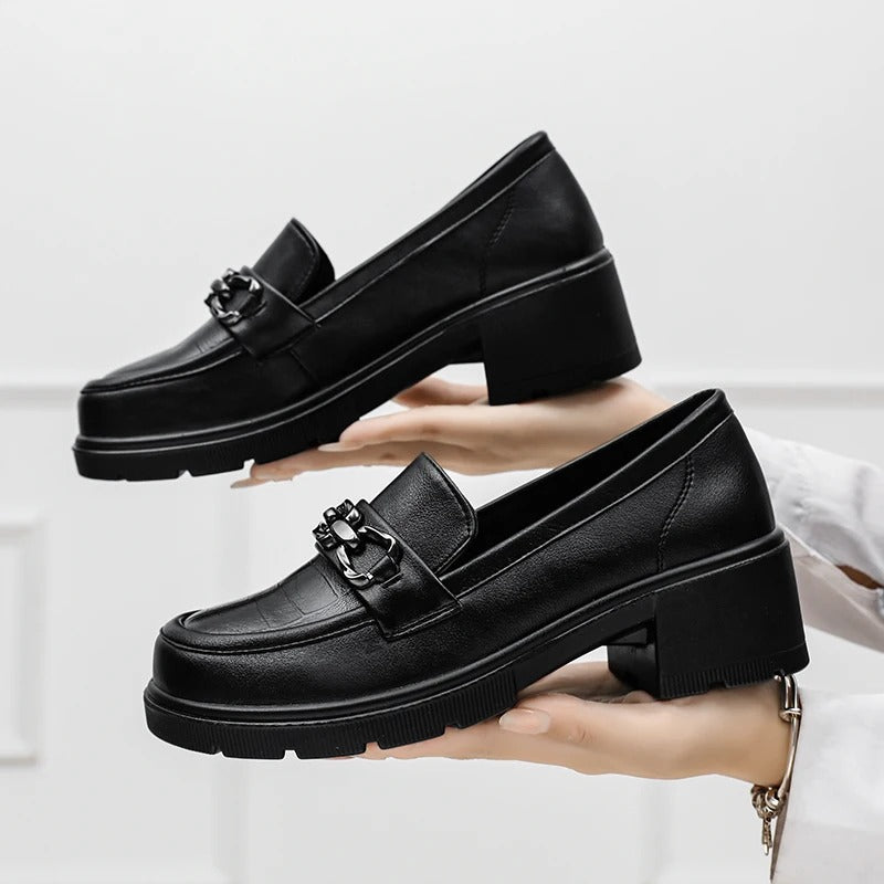Loafers met blokhakken en zilveren bit voor dames