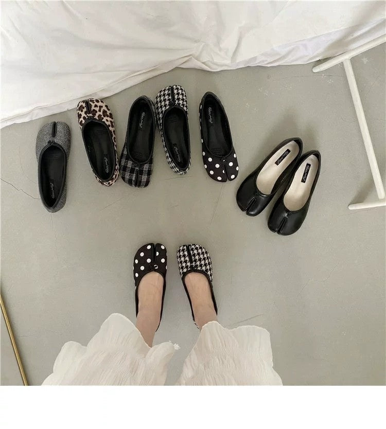 Platte ballerina's tabi loafers