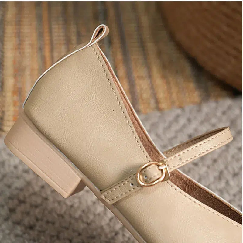 Mary Jane ballerina's met bandjes Elegant en retro