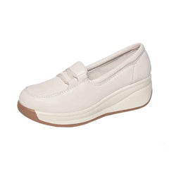 Ademende dames loafers met sleehak, Wit