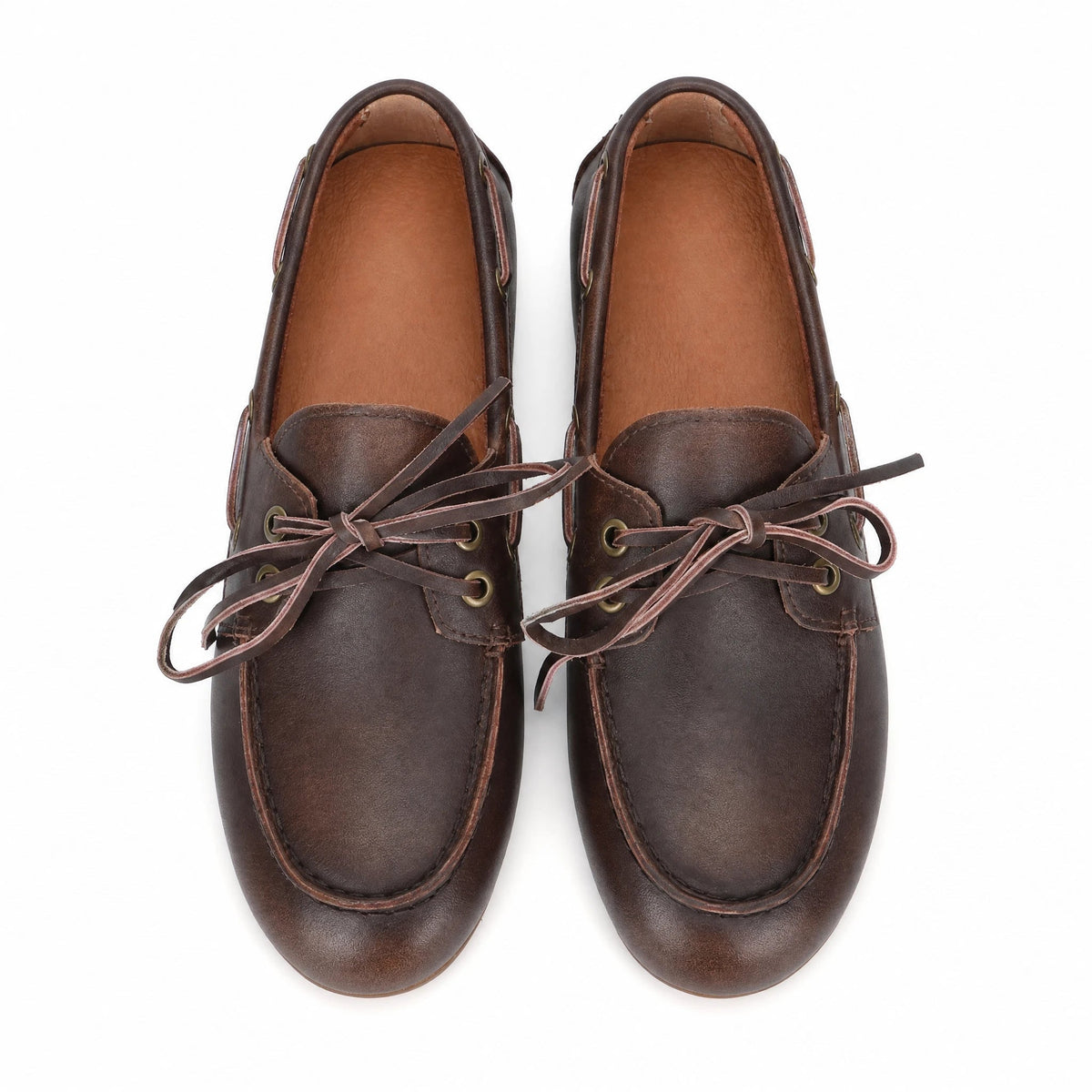 Bruine bootschoenen voor dames met veters in splitleer, achterkant