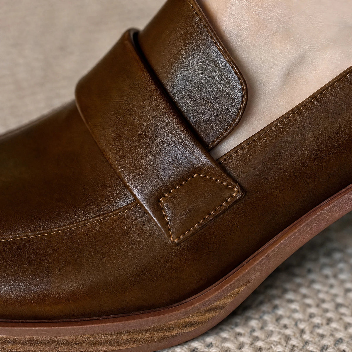 Dames loafers met blokhak en dikke zool - afbeelding 3