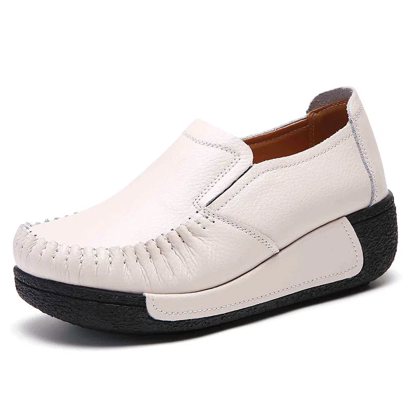 Damesloafer van glad leer in grijs