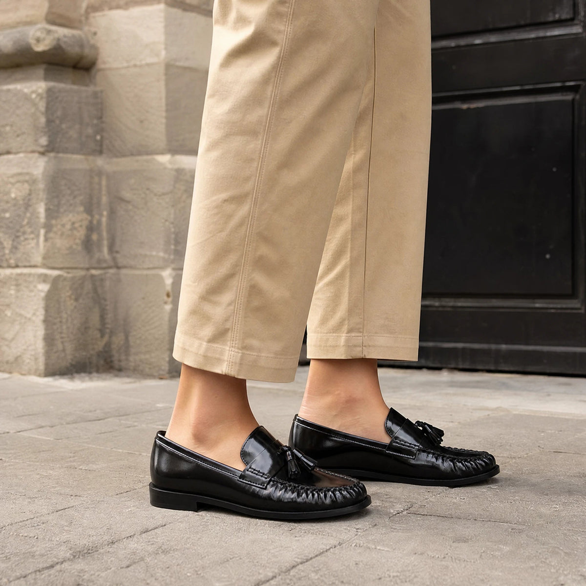 Dames loafer met kwastjes en franjes, gedragen look Afbeelding