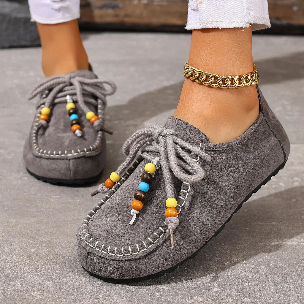 Dames loafers met kralen, veters en kleurrijke details - grijs, foto 2