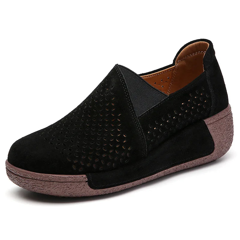 Damesloafer van suède in lichtgrijs