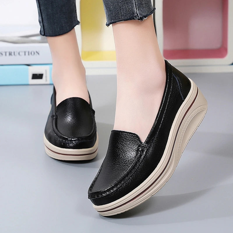 Dames loafers van echt leer met sleehak