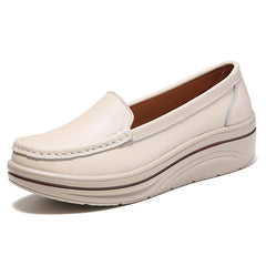 Dames loafers van echt leer met sleehak, Beige