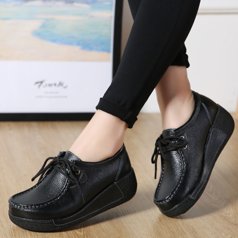 Dames loafers met sleehak en veters in bootschoenstijl