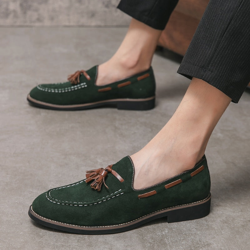 Groene suède loafers met kwastjes voor heren
