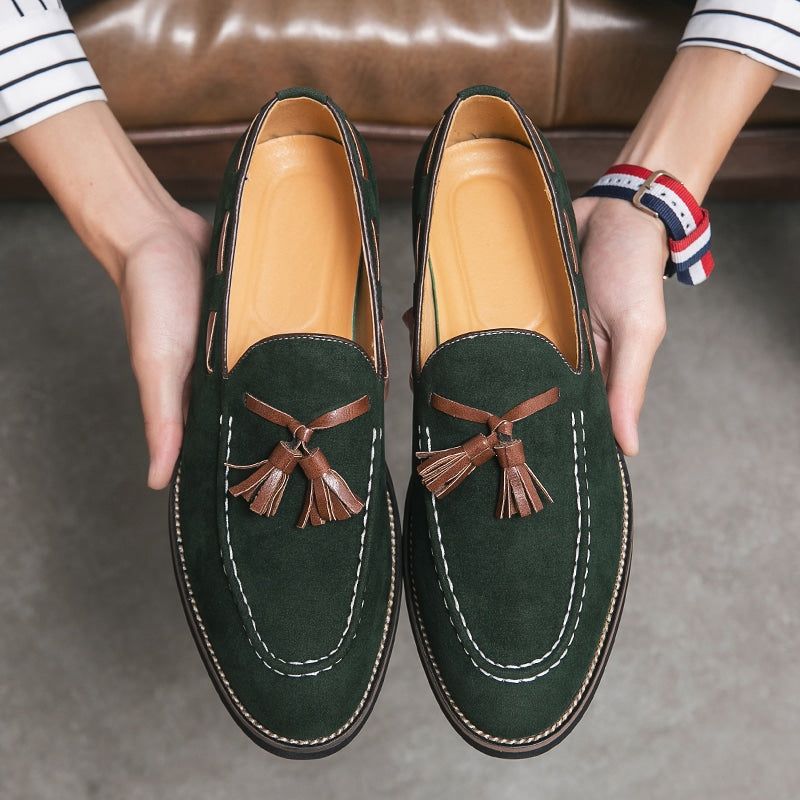 Groene suède loafers met kwastjes voor heren