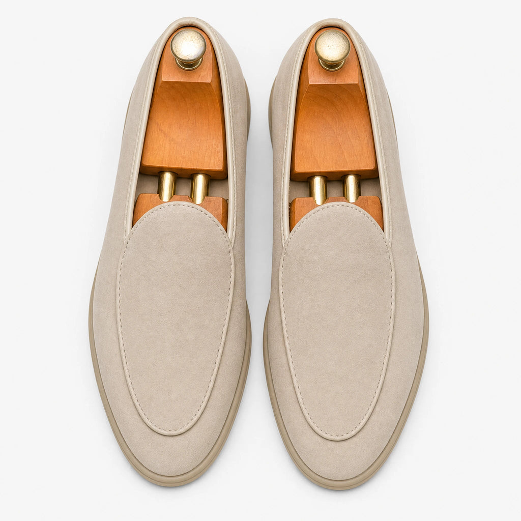 Heren loafer in imitatiesuède in crème, voorkant