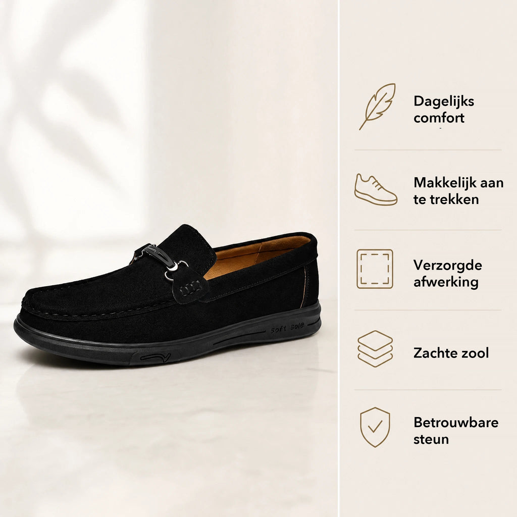 Leren heren loafer met rubberen zool en metalen gesp in camel, achterkant