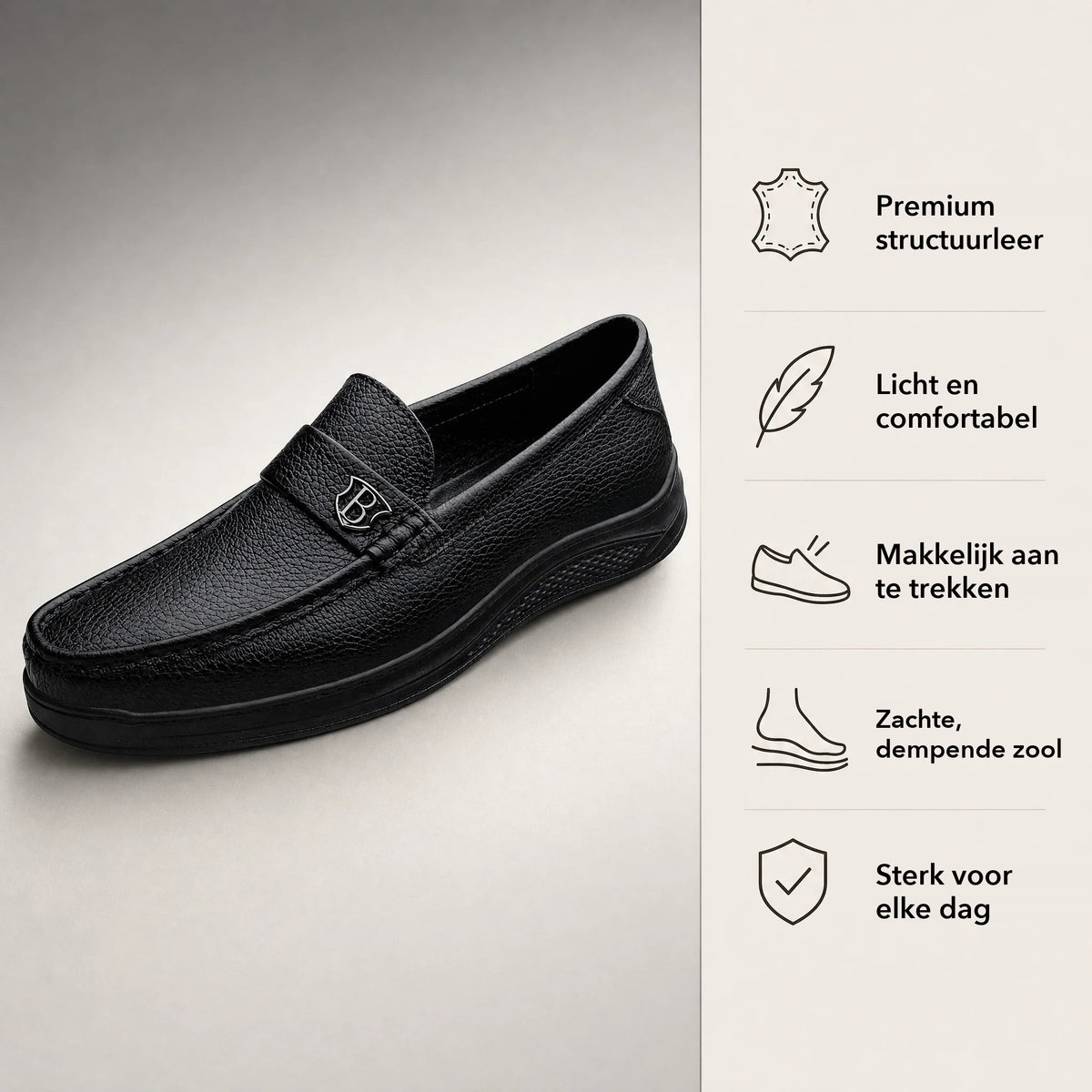 Zwarte mocassin met ronde neus en lipje