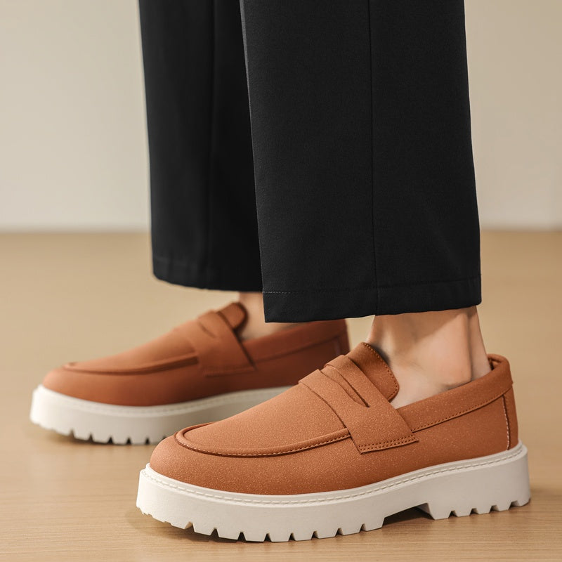 Camel heren mocassin met profielzool, achterkant
