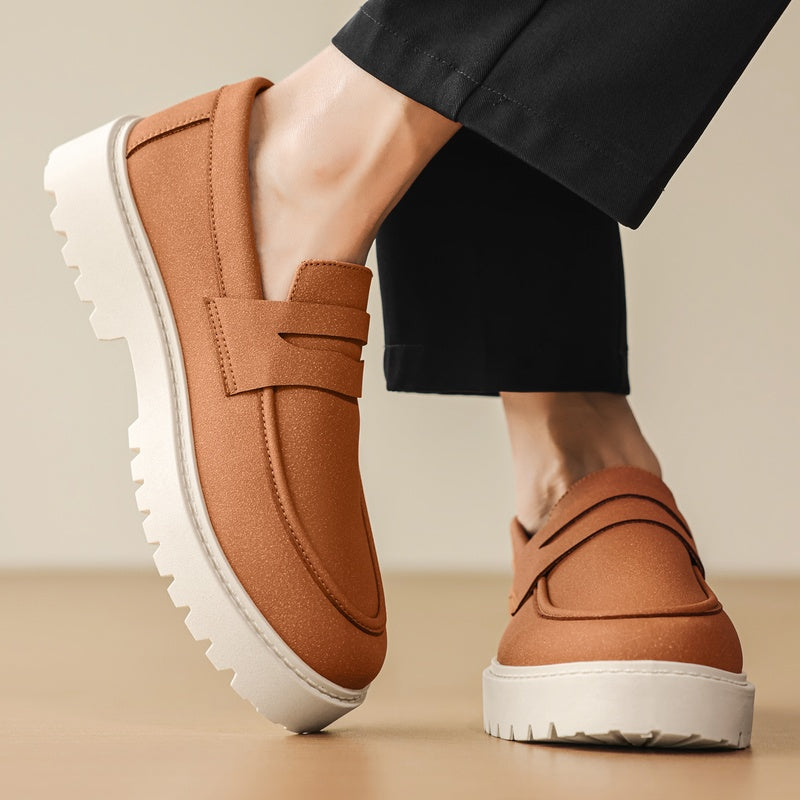 Camel heren mocassin met profielzool, detail van de witte zool met profiel