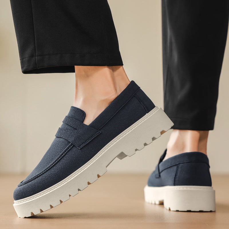 Camel heren mocassin met profielzool, bij elkaar gezet
