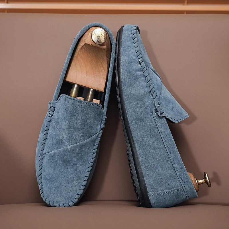 Blauwe heren mocassin in suède-look met zichtbare naden, zijaanzicht