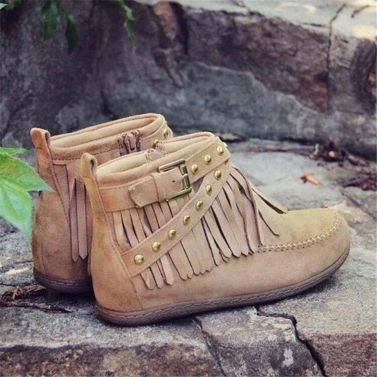 Indiaanse mocassins met franje en gespen