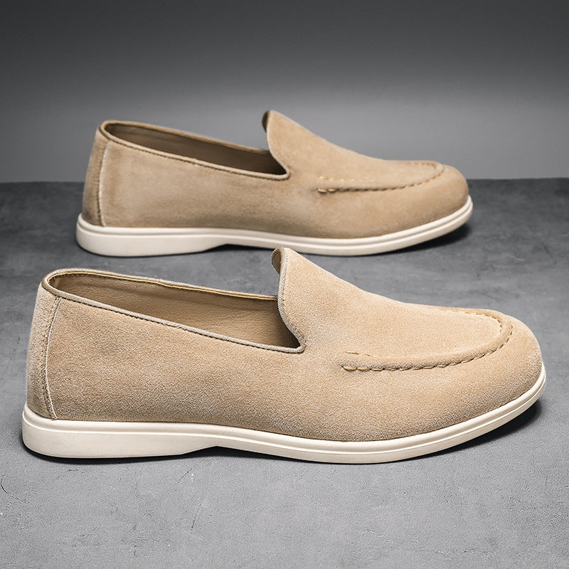 Instap loafer heren met witte zool in zwart, in de omgeving
