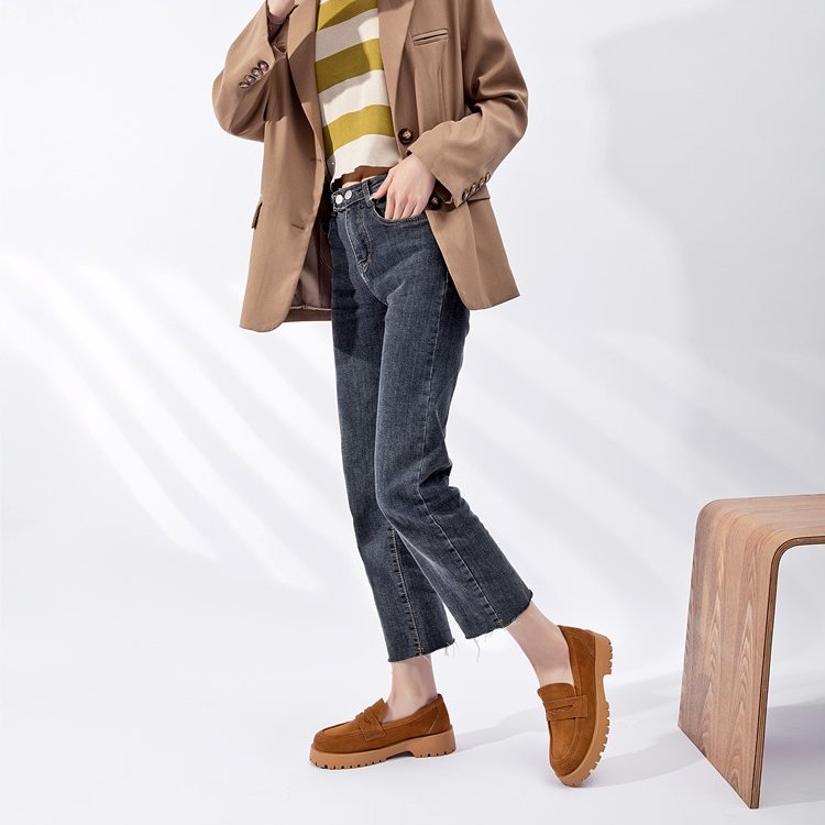 Klassieke loafers in echt suède met dikke zool
