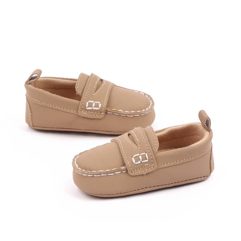 Klassieke leren mocassins voor babymeisje